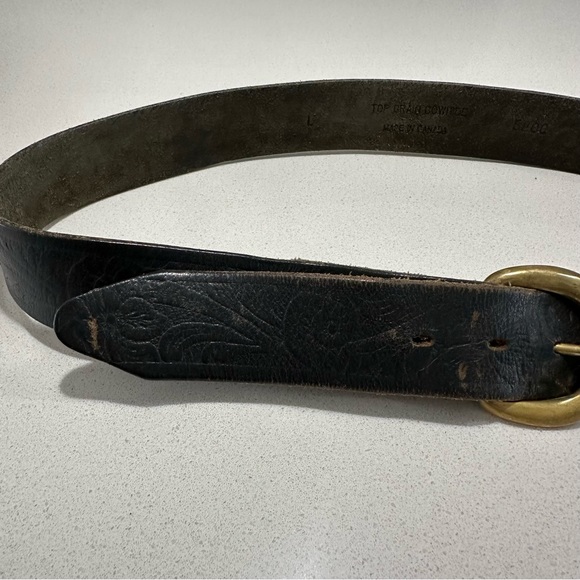 Hand tooled raw hide leather belt with brass buckle size large made in 🇨🇦 - Picture 7 of 17
